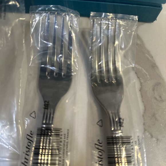 Christofle Flatware. 2 Spoons, 2 Forks